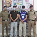पर्यटक नगरी में स्थानीय व्यक्तियों के साथ मारपीट करने वाले अभियुक्तों को दून पुलिस ने पढाया कानून का सबक, स्थानीय व्यक्तियों के साथ मारपीट करने वाले 2 अभियुक्तो को किया गिरफ्तार