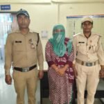प्रेमनगर क्षेत्र में हुई फायरिंग व रंगदारी मांगने के प्रकरण में फरार चल रही ईनामी अभियुक्ता आई दून पुलिस की गिरफ्त में, 15 हजार ₹ की ईनामी अभियुक्ता को दून पुलिस ने सोनीपत हरियाणा से किया गिरफ्तार